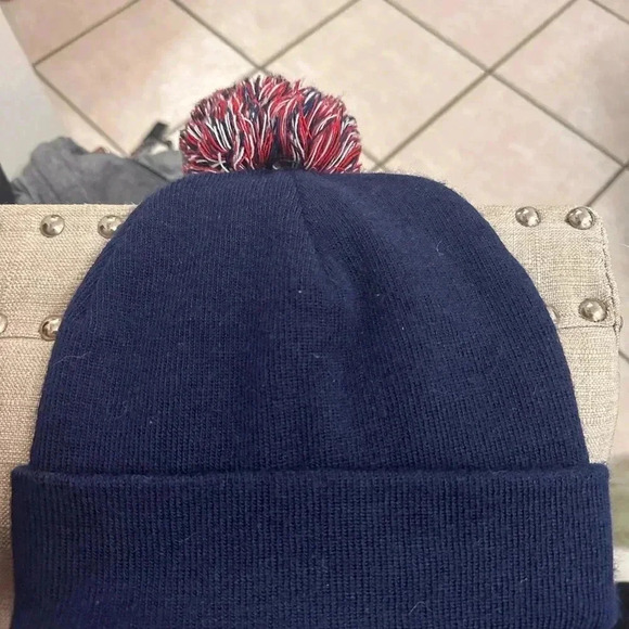UNISEX LEVIS BEANIE - Picture 2 of 6